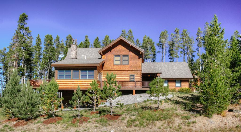 Moondance Lodge Big Sky Bagian luar foto